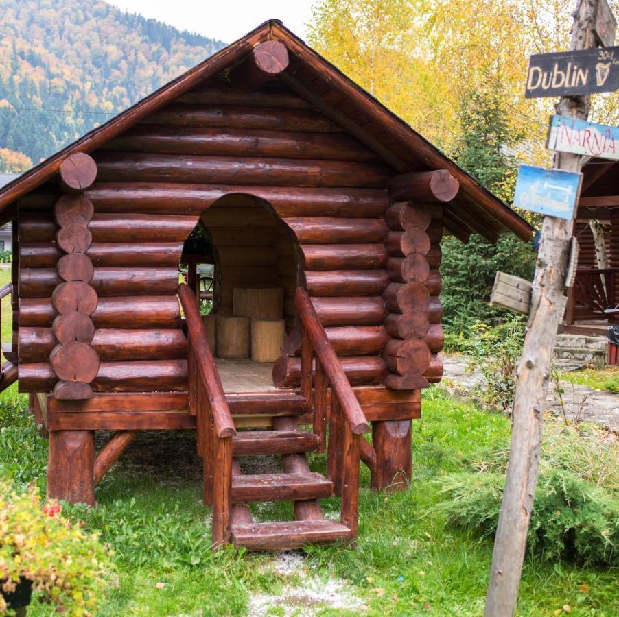 Complex Adora Hotel Bicaz Exterior photo